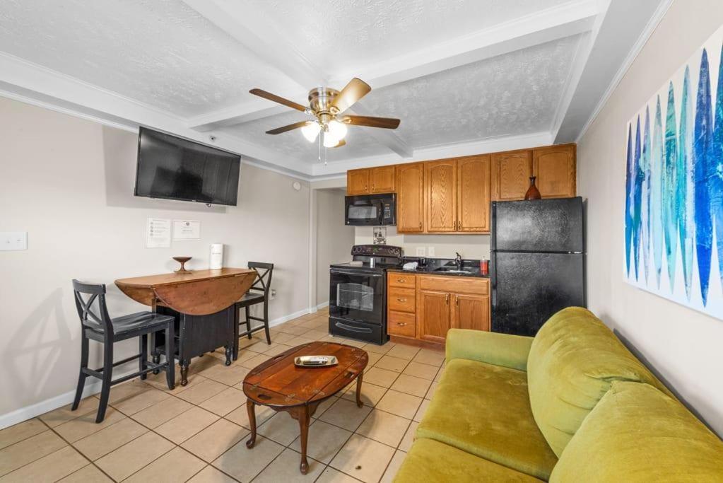 Perfect Location 1Br Pool Parking Outside Area 8 Apartment เมอร์เทิลบีช ภายนอก รูปภาพ
